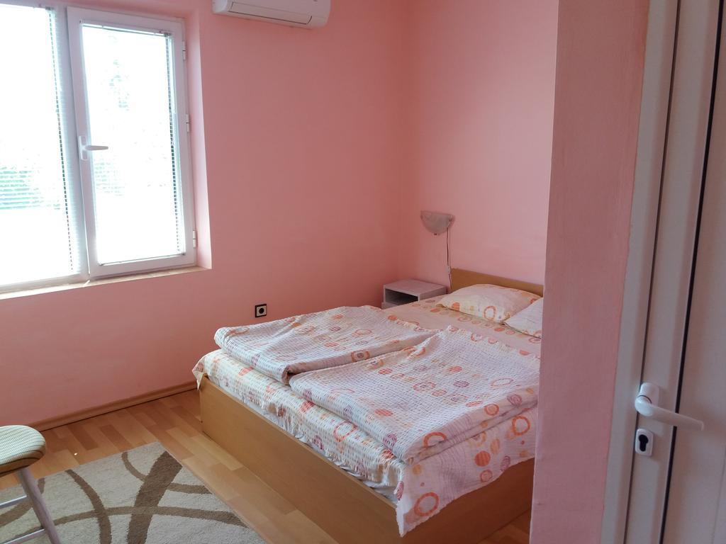 Stai Za Gosti Venera Hotel Хисаря Екстериор снимка